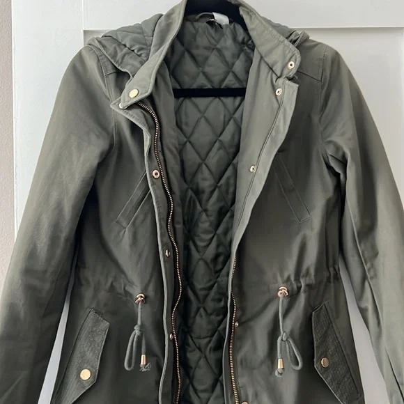 Jacket - Picture 2 of 5